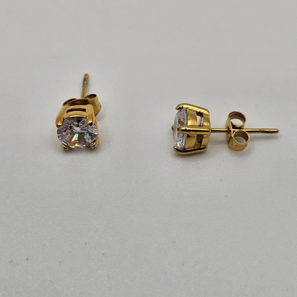 Blackjack Stud Earrings Mens 7mm Gold Stainless Steel Cubic‎ Zirconia Gold 7mm